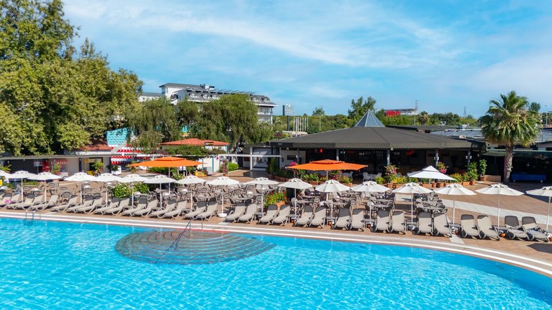 VONRESORT Golden Beach 7 - Outdoor Pool