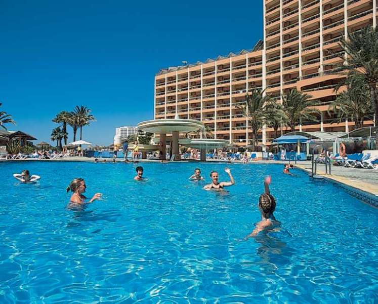 Sunset Beach Club 7