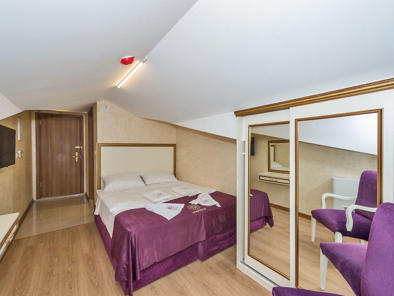 Interstellar Hotel 46