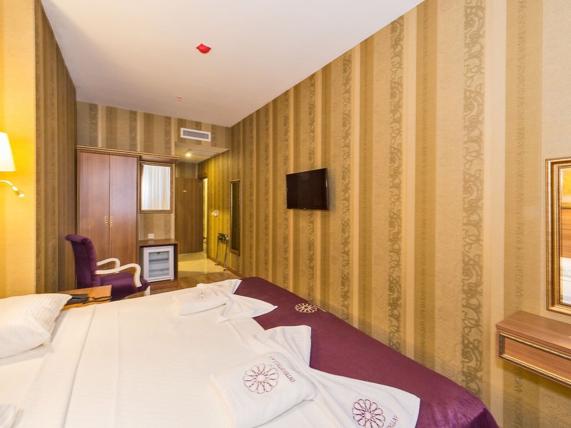 Interstellar Hotel 50