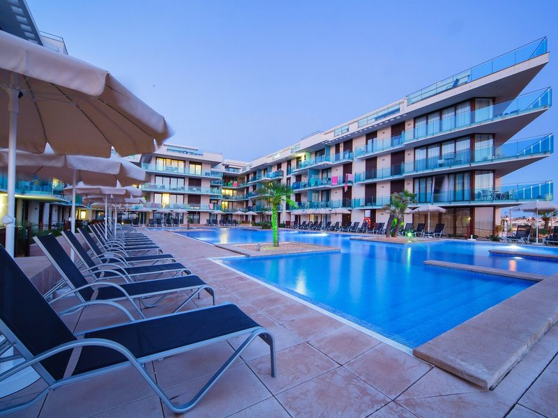 Ferrer Skyline Aparthotel 13