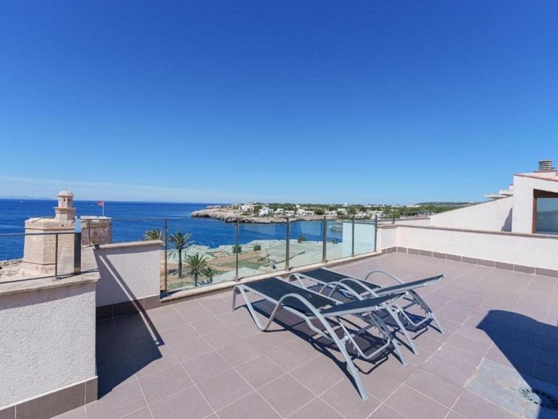 Ferrer Skyline Aparthotel 16