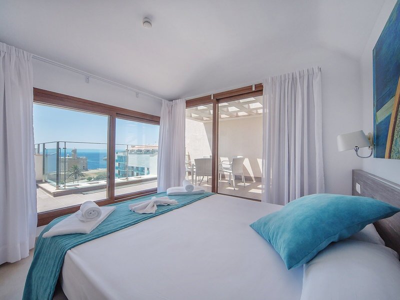 Ferrer Skyline Aparthotel 33