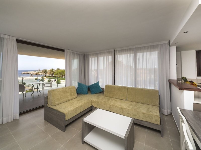 Ferrer Skyline Aparthotel 39