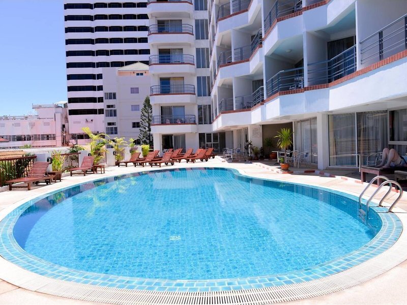 Sandy Spring Hotel 2