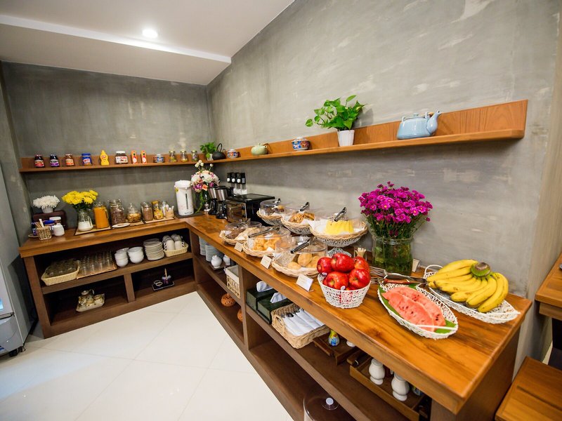 Chu Hotel 14