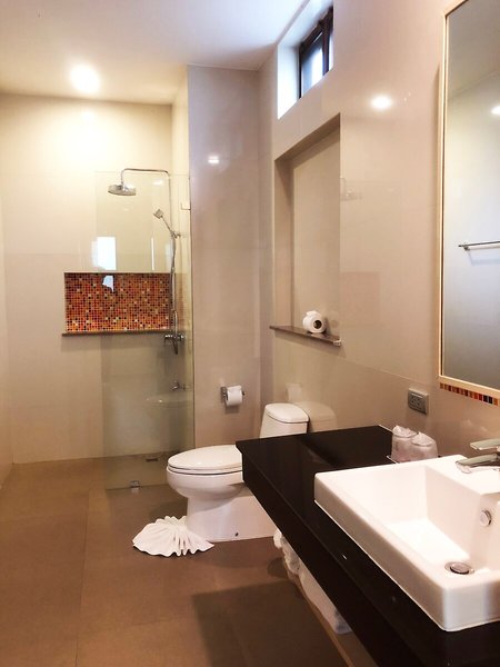 Chu Hotel 37