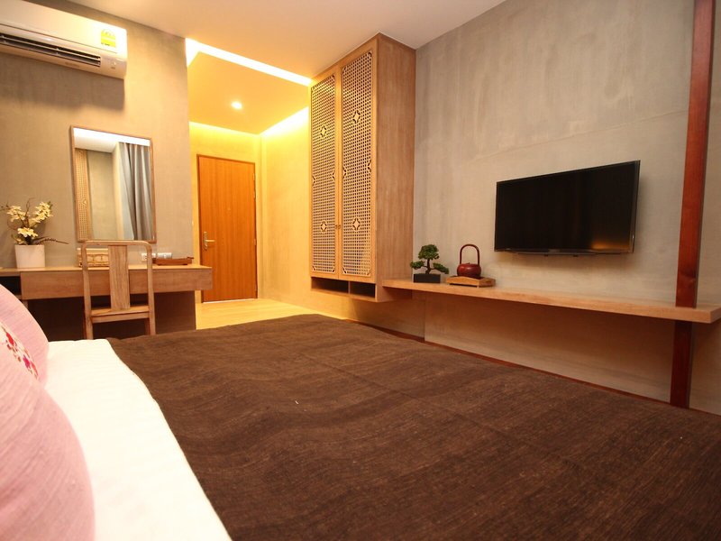 Chu Hotel 40