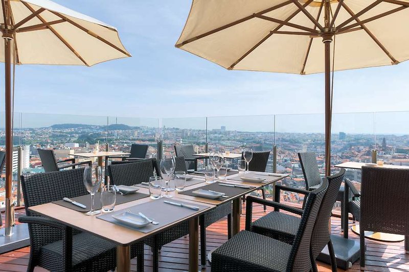 Hotel Dom Henrique Downtown 1