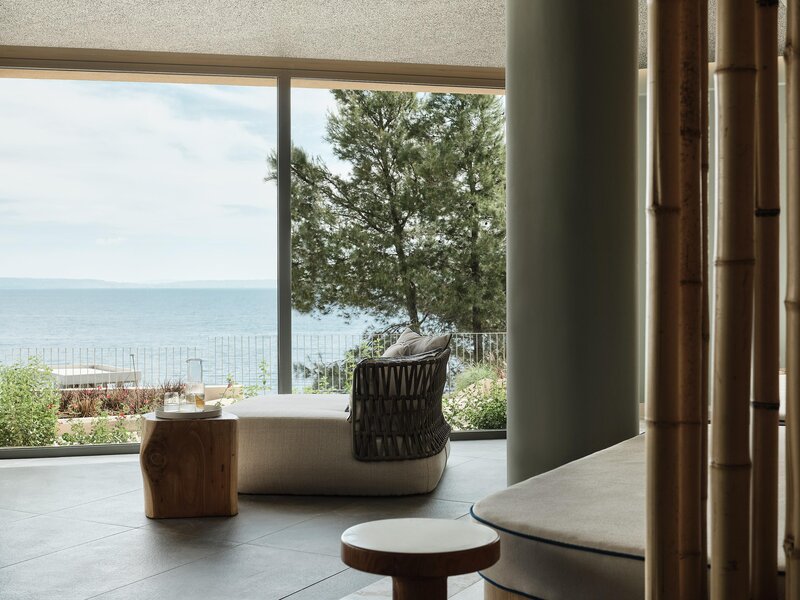 Cora Hotel & Spa 144