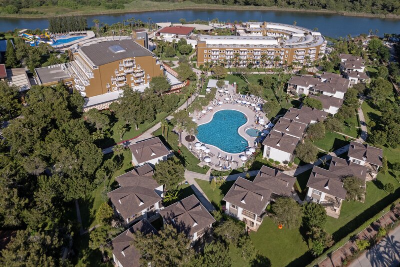 Otium Eco Club Side 3