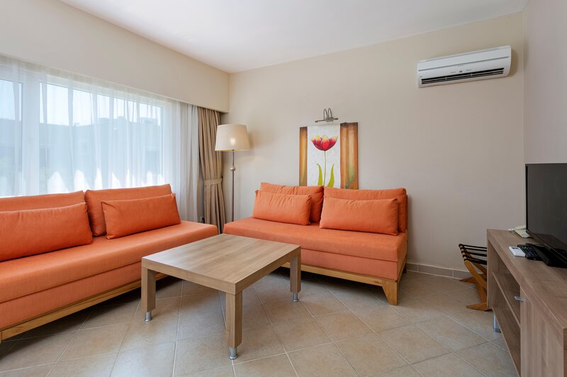 Otium Eco Club Side 105