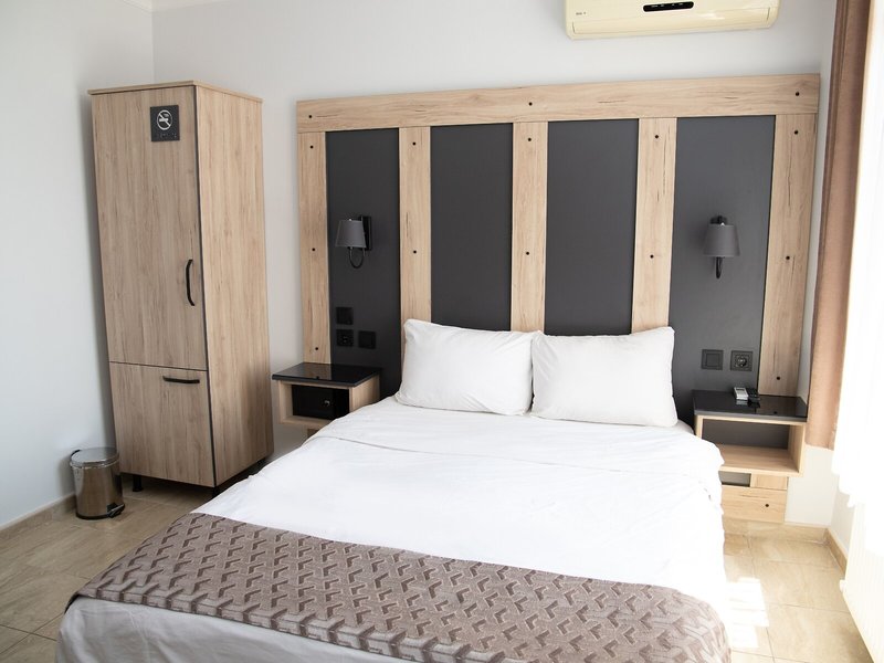 Galley Hotel 41