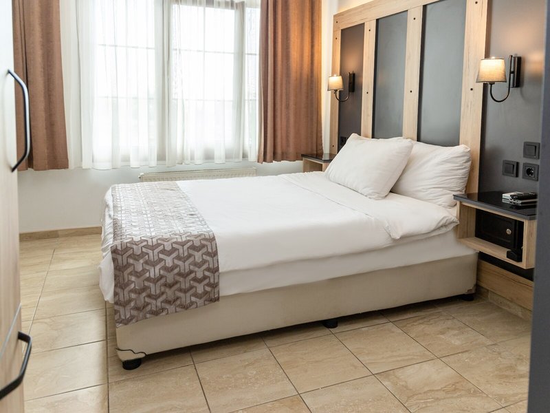 Galley Hotel 42