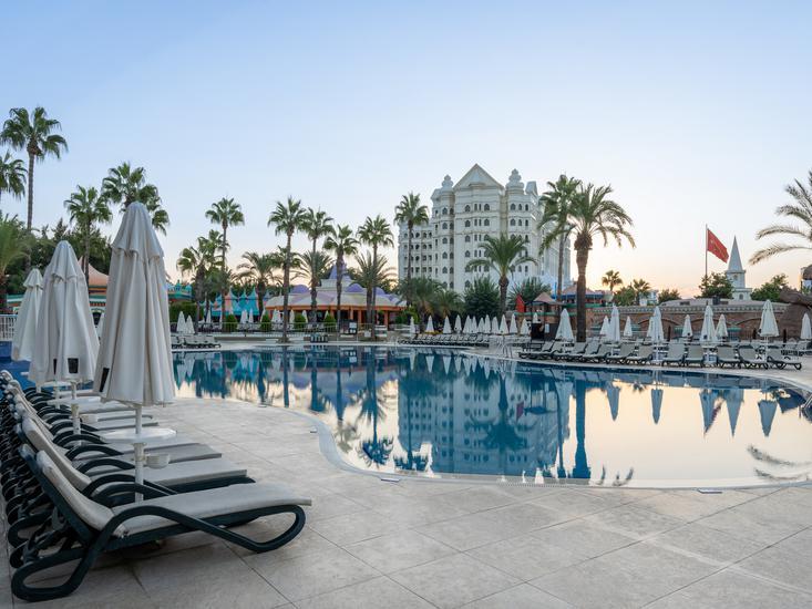 Kamelya Fulya Hotel 4 - Outdoor Pool
