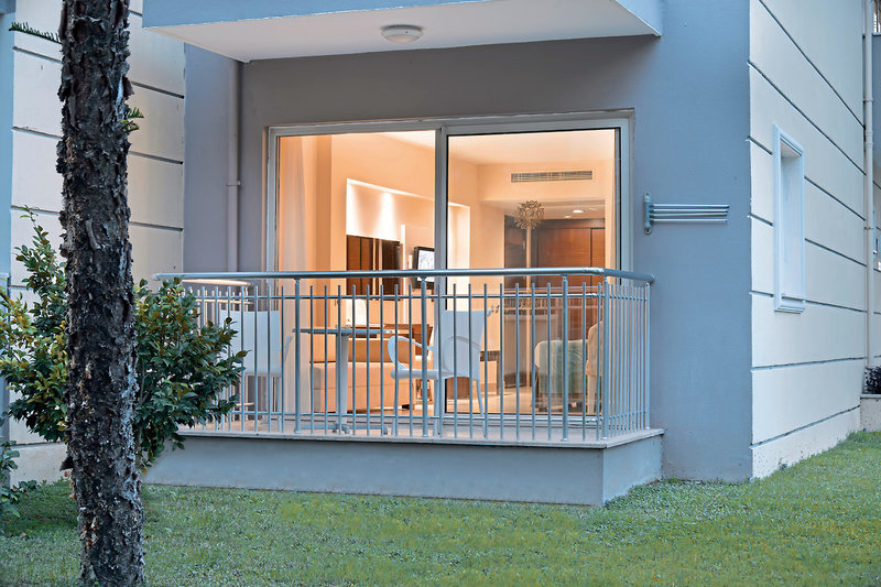 Kamelya Aishen Club 7