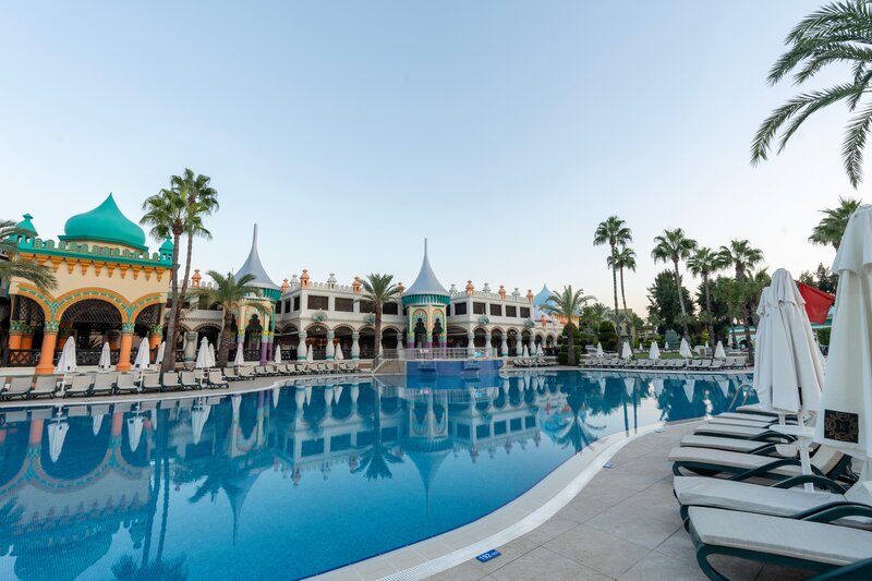 Kamelya Aishen Club 15