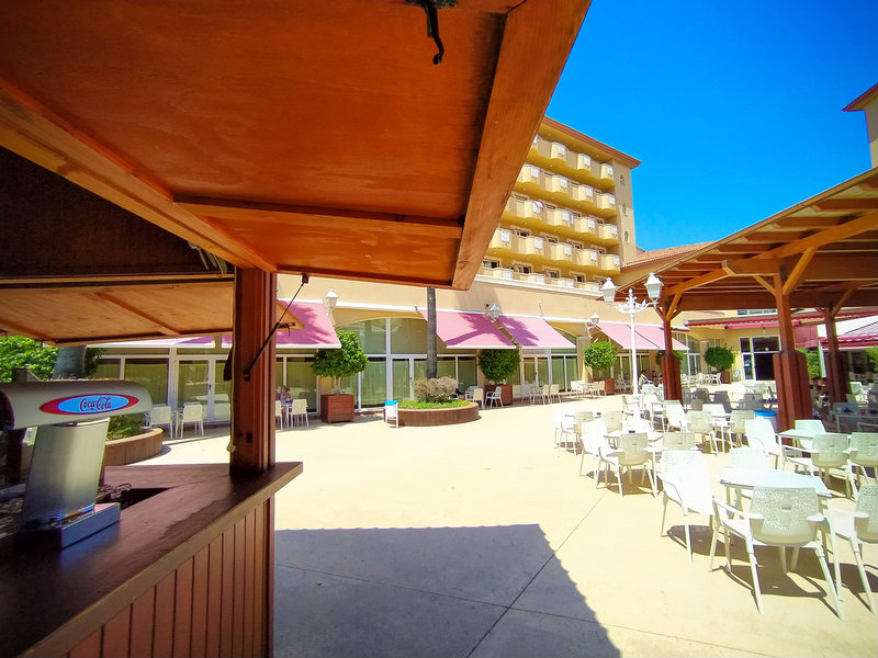 Ohtels La Hacienda 8