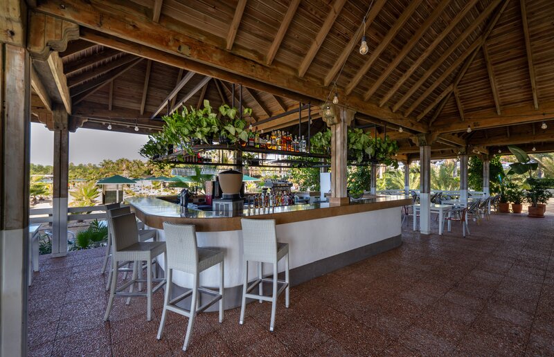 Paloma Oceana 18
