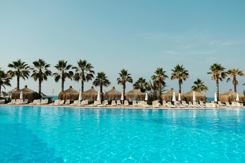 Paloma Oceana 39