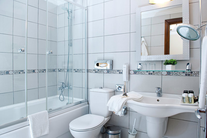 lti Selin Hotel 15 - Bathroom Example