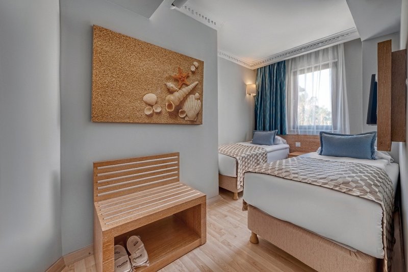 allsun Numa Club Side 5