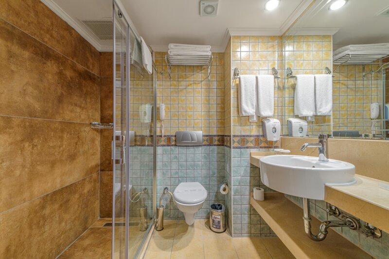 Larissa Stone Palace Side 23 - Bathroom Example
