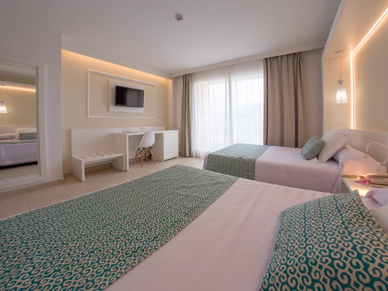 Gran Hotel Peniscola 41 - Room Example