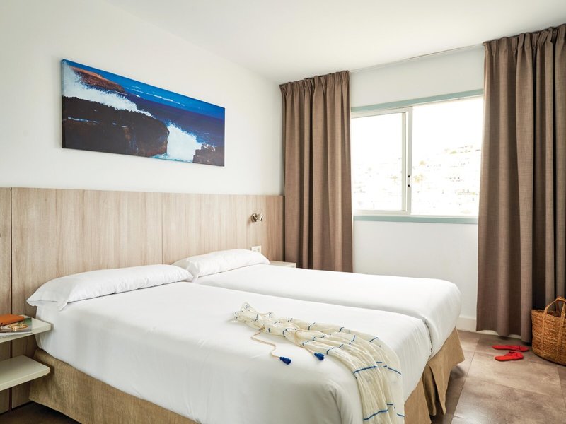 Marina Elite Resort 36