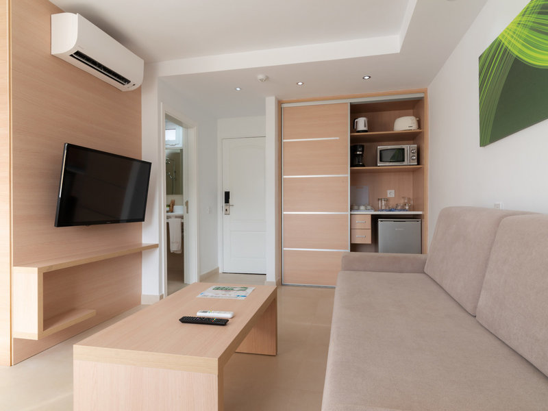 Marina Elite Resort 38