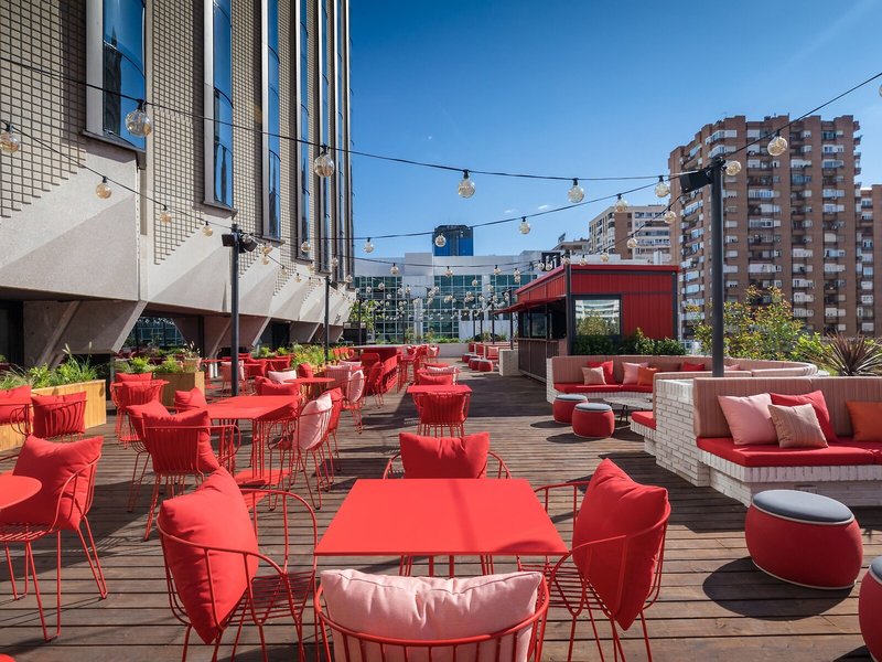 Holiday Inn Madrid - Bernabeu 22