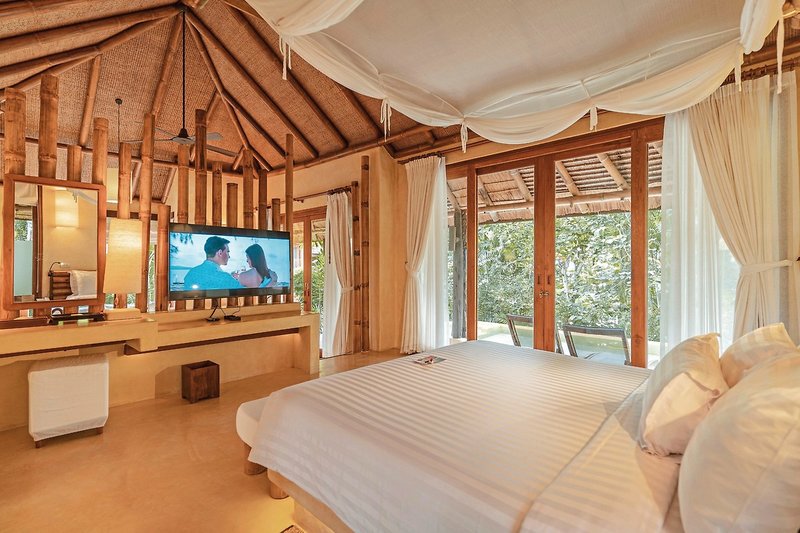 High Season Pool Villa & Spa 10