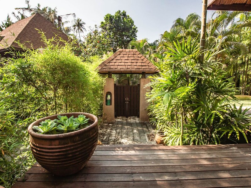 High Season Pool Villa & Spa 2