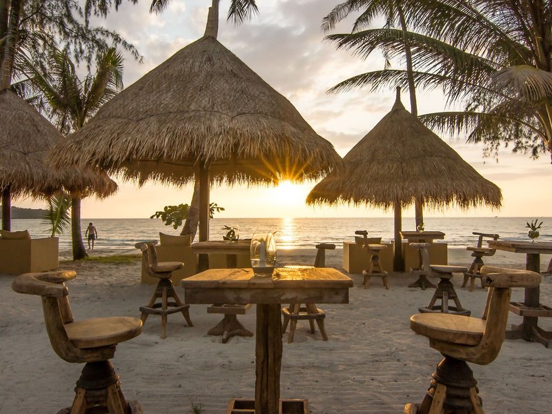 High Season Pool Villa & Spa 13