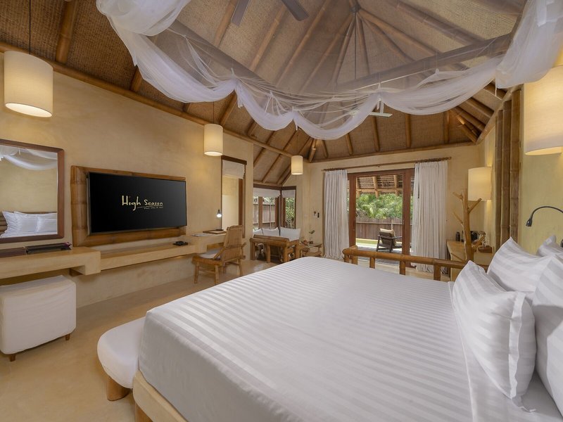 High Season Pool Villa & Spa 43