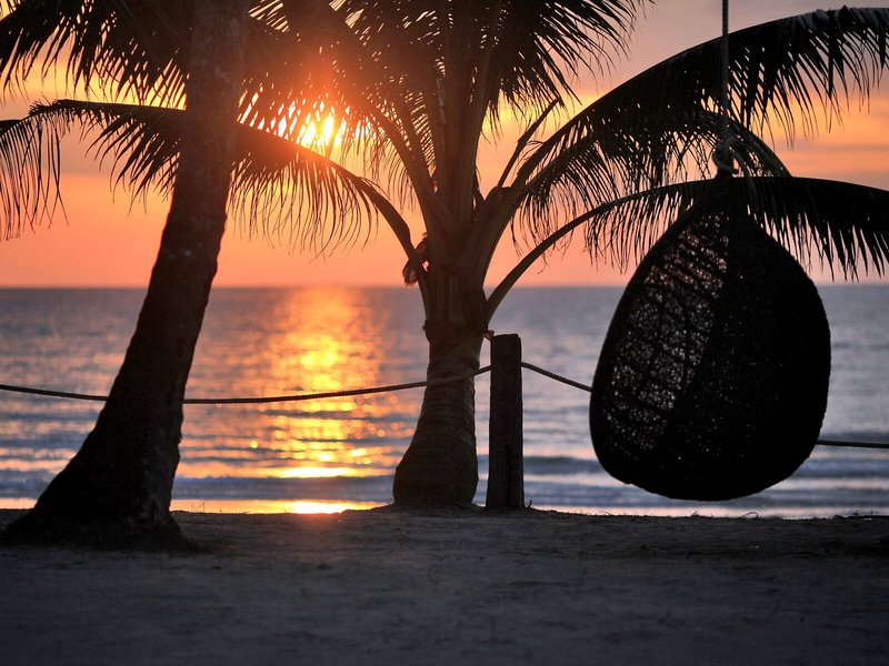 High Season Pool Villa & Spa 11