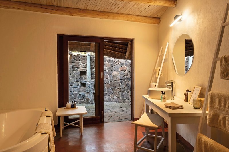 Crossing  Lodges - Zebras Crossing 11