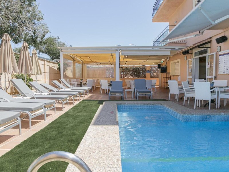 Hotel Gabarda & Complex 12