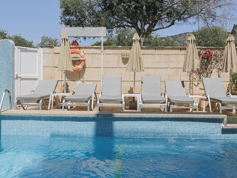 Hotel Gabarda & Complex 16