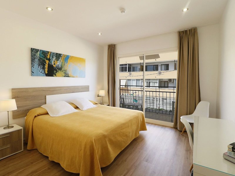 Hotel Gabarda & Complex 42