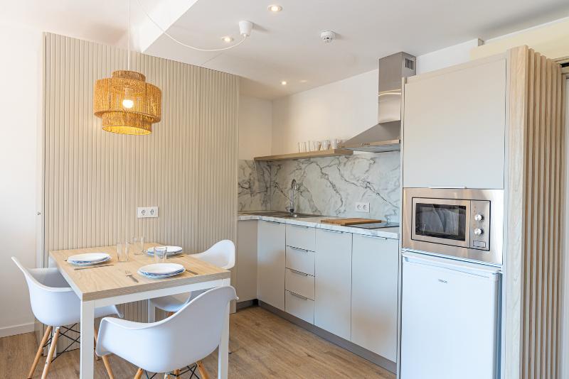 Martinez Apartments 16