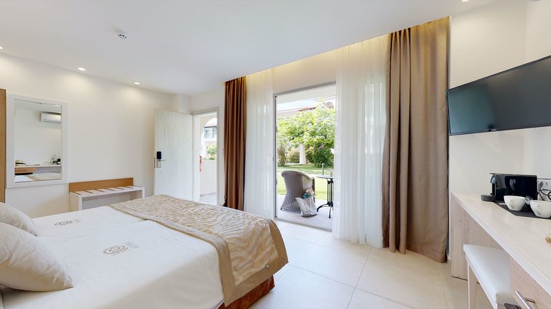 Acrotel Athena Pallas 3