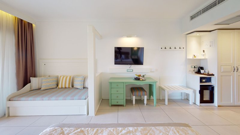 Acrotel Athena Pallas 25