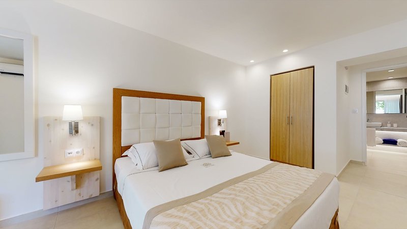 Acrotel Athena Pallas 26