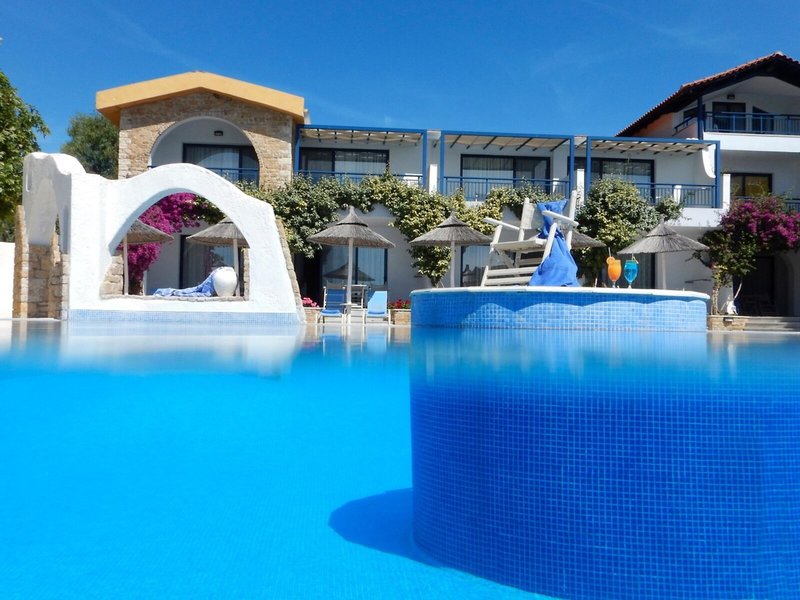 Acrotel Athena Pallas 14