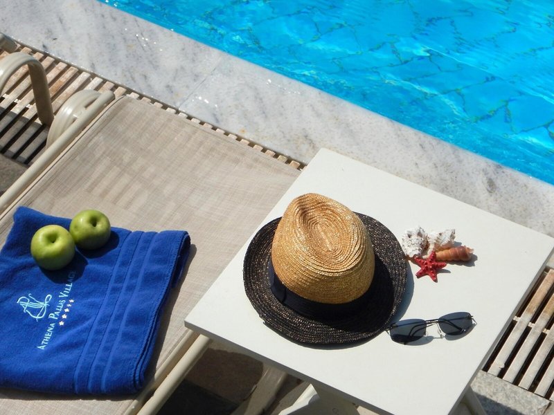 Acrotel Athena Pallas 17