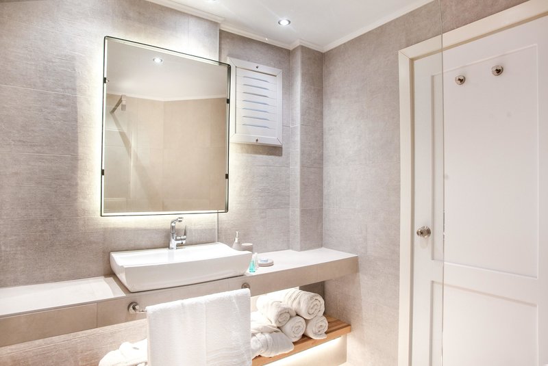 Acrotel Athena Pallas 38