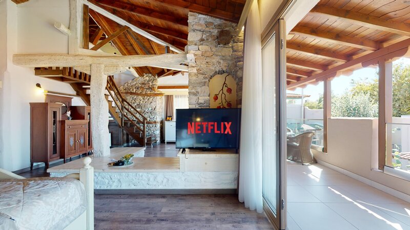 Acrotel Athena Pallas 103