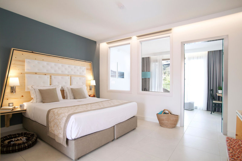 Acrotel Athena Pallas 4