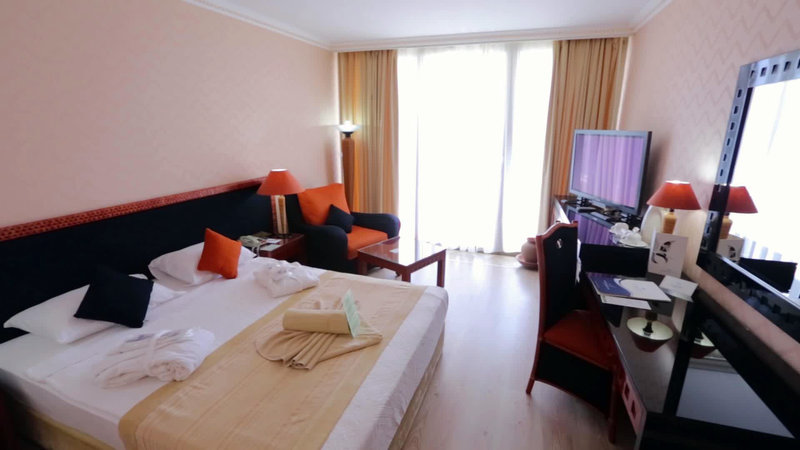 Sunrise Queen Luxury Hotel 8